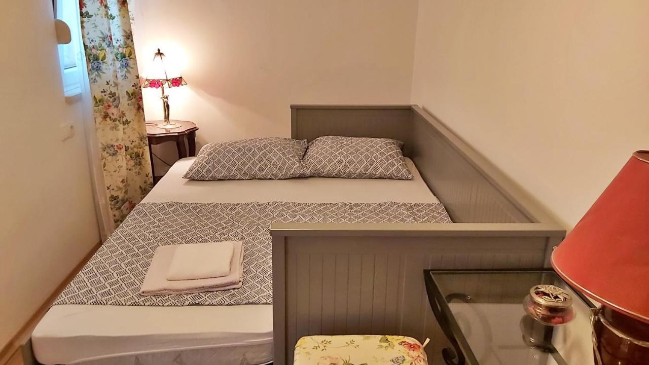 Apartment Lora Omis Luaran gambar